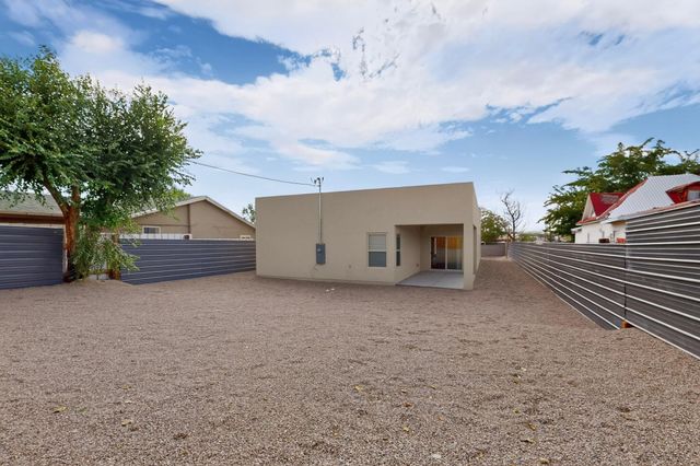 1510 John Street SE, Albuquerque, NM 87102