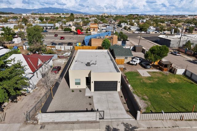 1510 John Street SE, Albuquerque, NM 87102