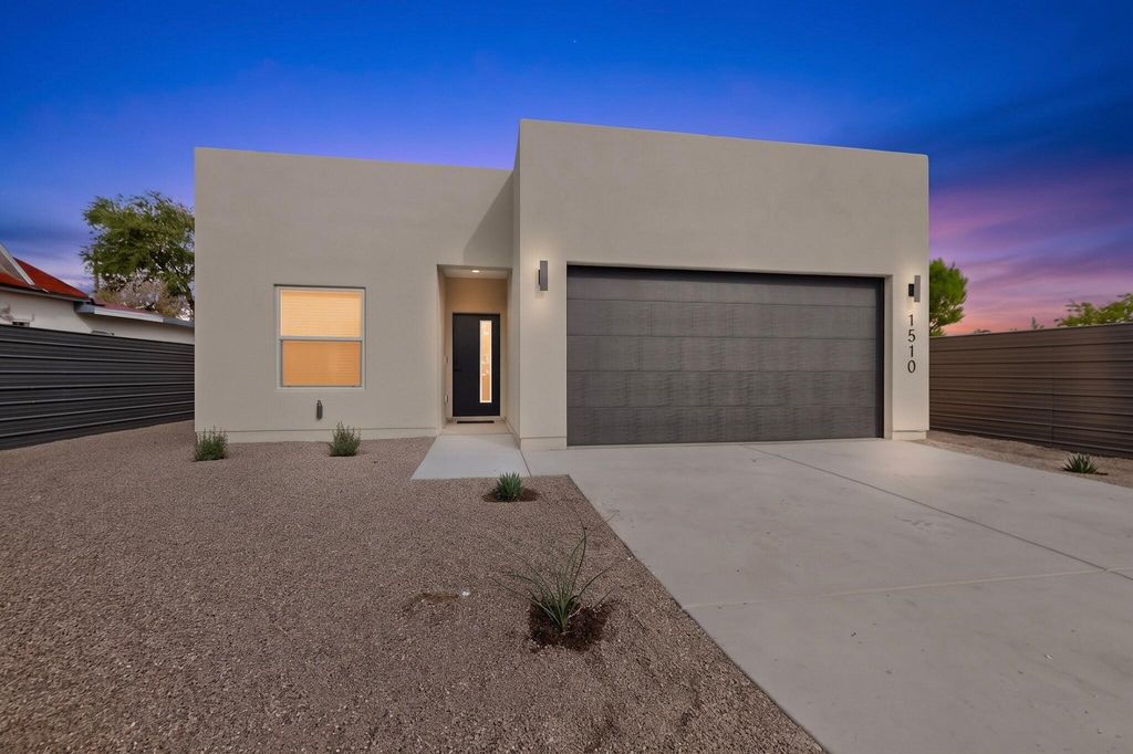 1510 John Street SE, Albuquerque, NM 87102