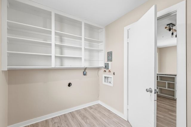 230 Turkle Ave, Haysville, KS 67060