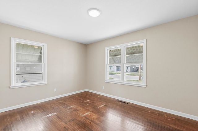 230 Turkle Ave, Haysville, KS 67060