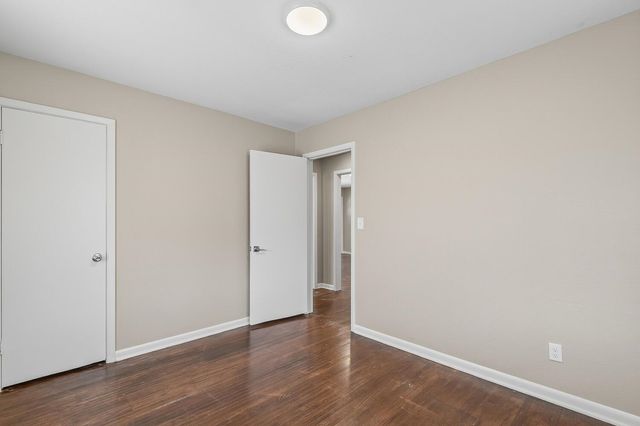 230 Turkle Ave, Haysville, KS 67060