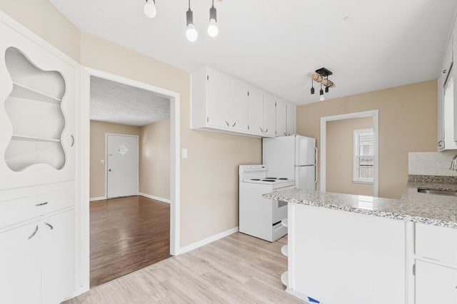 230 Turkle Ave, Haysville, KS 67060