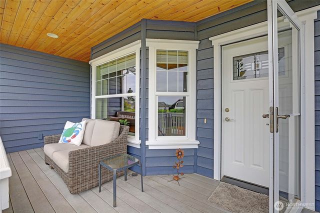 1612 Country Club Drive, Camano Island, WA 98282