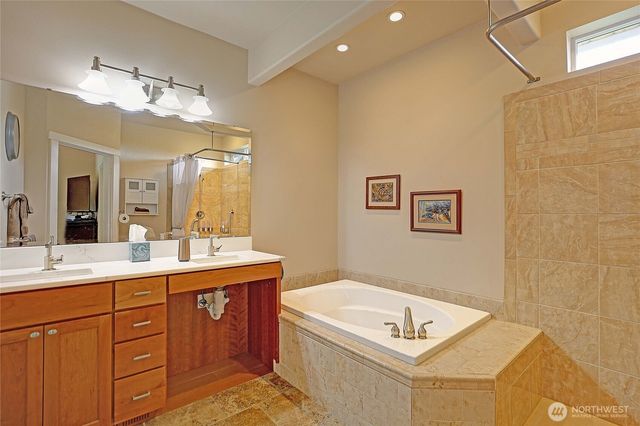 1612 Country Club Drive, Camano Island, WA 98282