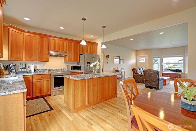 1612 Country Club Drive, Camano Island, WA 98282