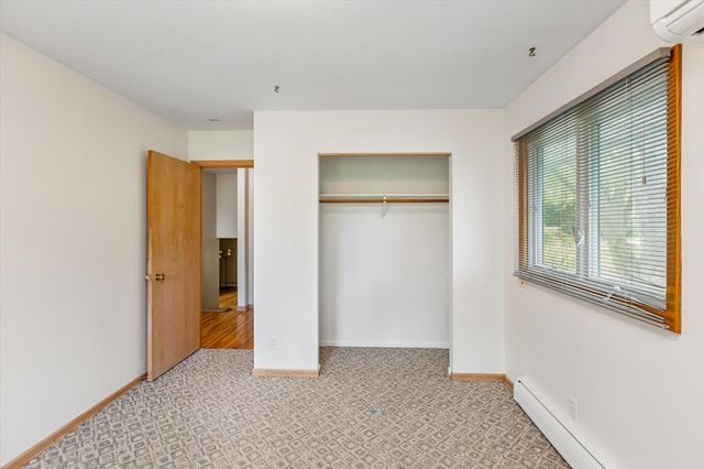 10930 Radisson Drive, Burnsville, MN 55337