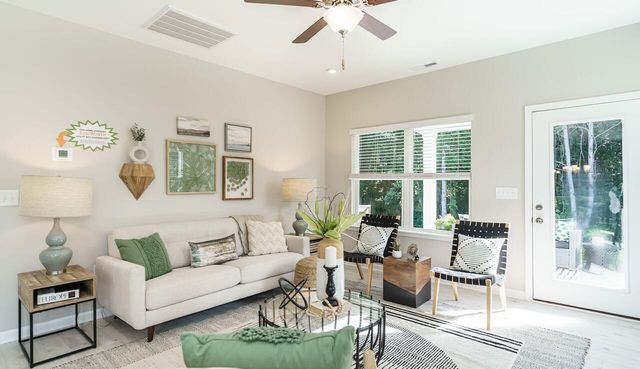 8829 Meadowvale Court, Ooltewah, TN 37363