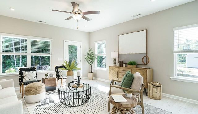 8829 Meadowvale Court, Ooltewah, TN 37363