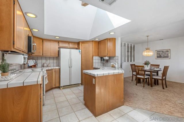 12450 Algonquin, Apple Valley, CA 92308