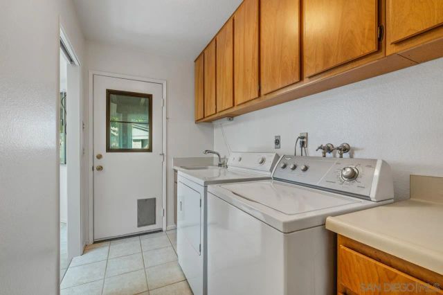 12450 Algonquin, Apple Valley, CA 92308
