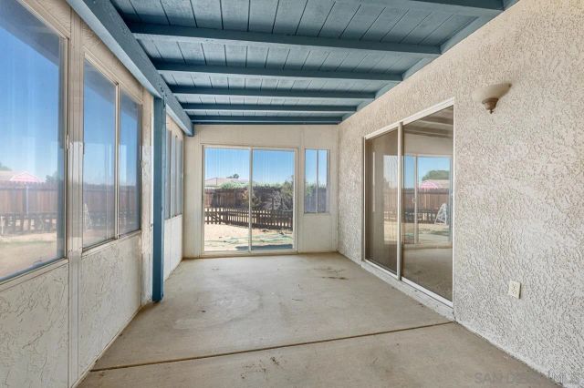 12450 Algonquin, Apple Valley, CA 92308