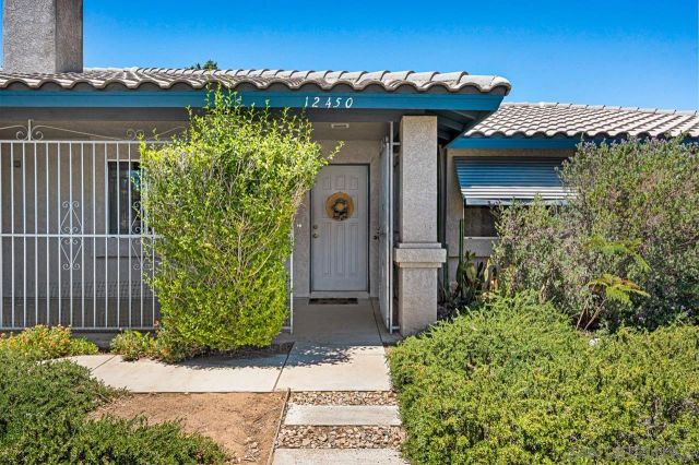 12450 Algonquin, Apple Valley, CA 92308