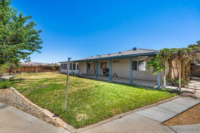 12450 Algonquin, Apple Valley, CA 92308
