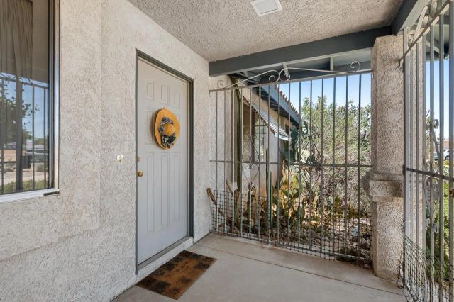 12450 Algonquin, Apple Valley, CA 92308