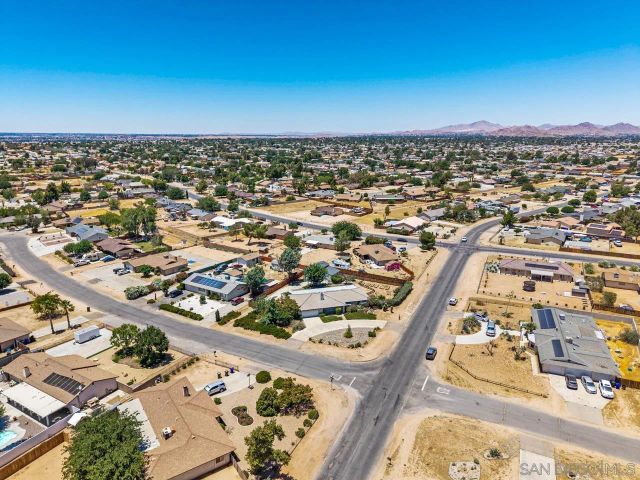 12450 Algonquin, Apple Valley, CA 92308