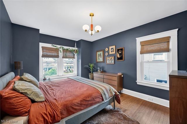 1358 Summit Avenue, Lakewood, OH 44107
