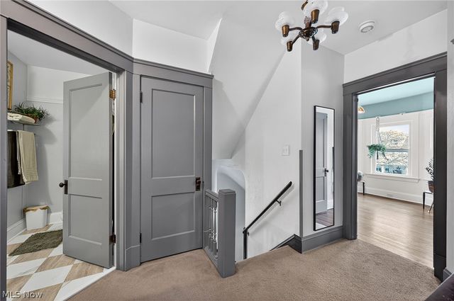 1358 Summit Avenue, Lakewood, OH 44107