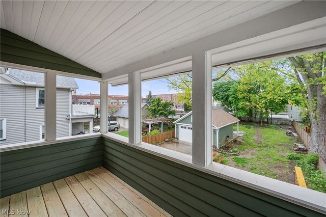 1358 Summit Avenue, Lakewood, OH 44107