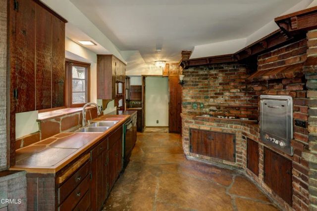 1900 Niodrara Drive, Glendale, CA 91208