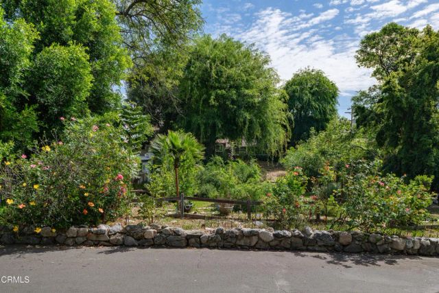 1900 Niodrara Drive, Glendale, CA 91208