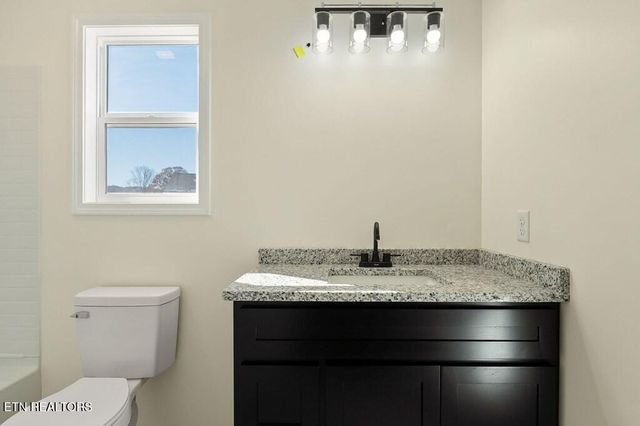 415 Dr I C Morgan Rd, Spencer, TN 38585