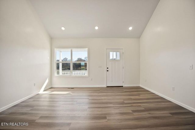 415 Dr I C Morgan Rd, Spencer, TN 38585