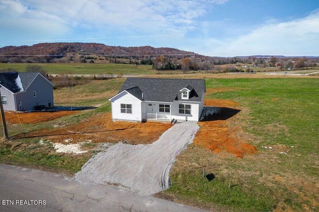 415 Dr I C Morgan Rd, Spencer, TN 38585