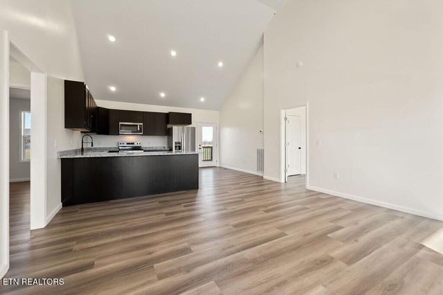 415 Dr I C Morgan Rd, Spencer, TN 38585