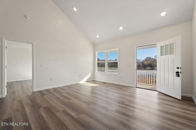 415 Dr I C Morgan Rd, Spencer, TN 38585