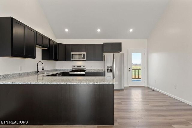 415 Dr I C Morgan Rd, Spencer, TN 38585