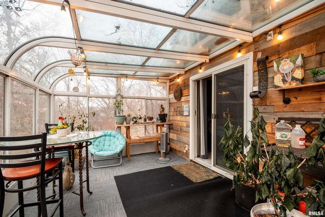 11718 W Hickory Springs Drive, Brimfield, IL 61517