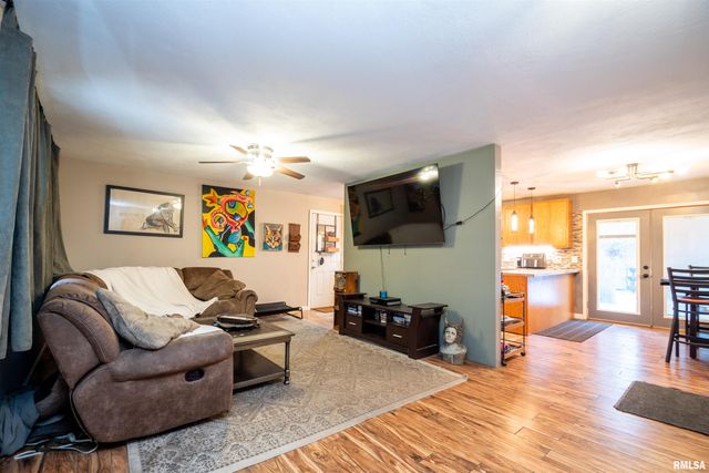 11718 W Hickory Springs Drive, Brimfield, IL 61517