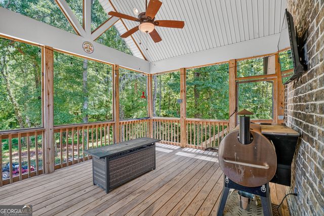 450 Ashley Glen Drive, Williamson, GA 30292