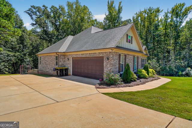450 Ashley Glen Drive, Williamson, GA 30292