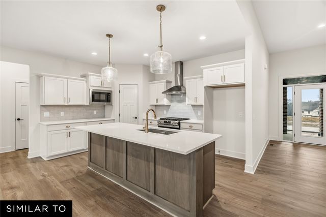 2806 NW Fairfield Court, Ankeny, IA 50023