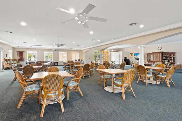 16 Harbour Isle Drive W 303, Fort Pierce, FL 34949