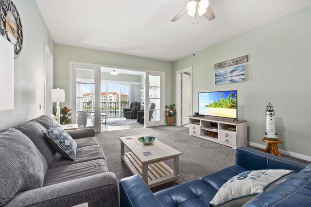 16 Harbour Isle Drive W 303, Fort Pierce, FL 34949