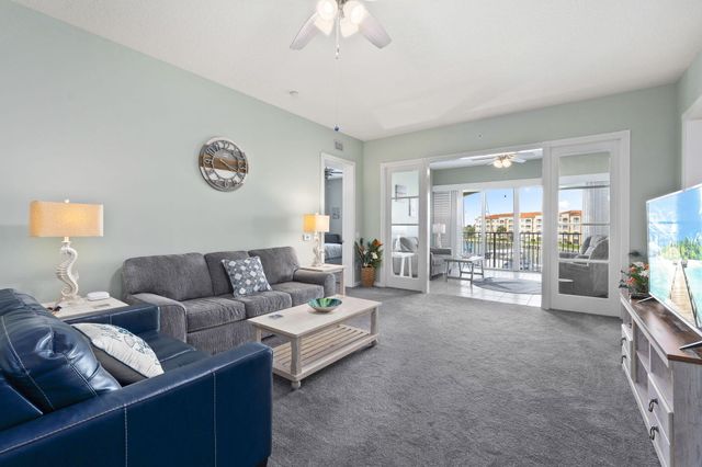 16 Harbour Isle Drive W 303, Fort Pierce, FL 34949