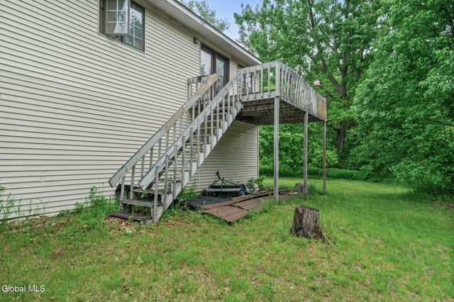169 McGregor Road, Gloversville, NY 12078