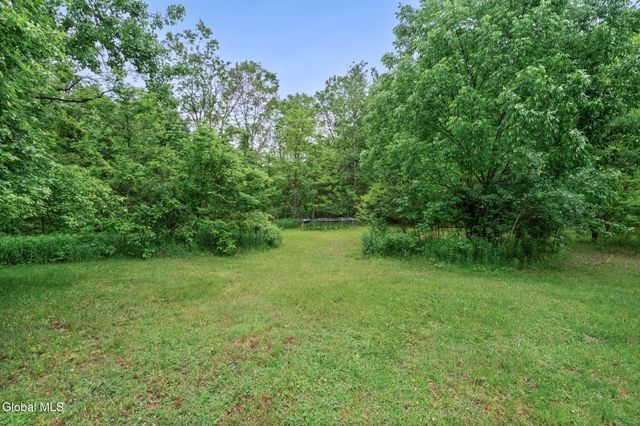 169 McGregor Road, Gloversville, NY 12078
