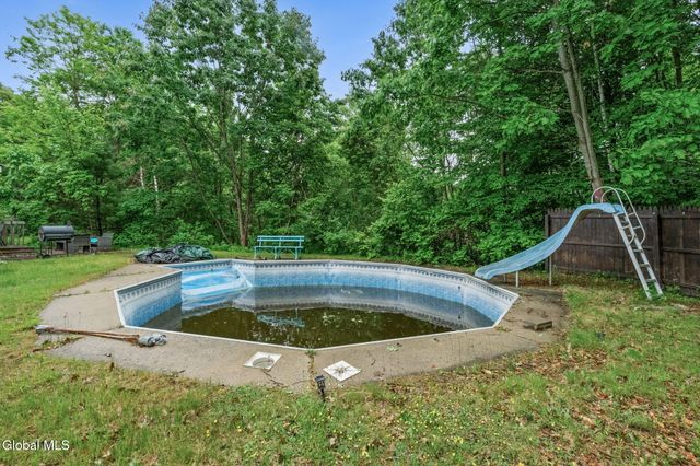 169 McGregor Road, Gloversville, NY 12078