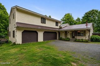 169 McGregor Road, Gloversville, NY 12078