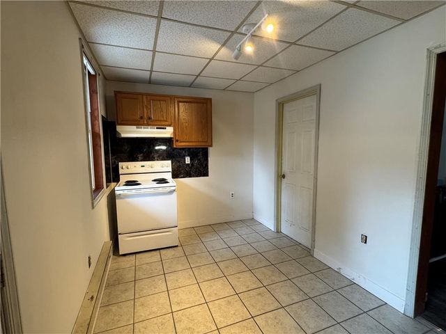 39 Canal Street, Franklin Twp, PA 18235