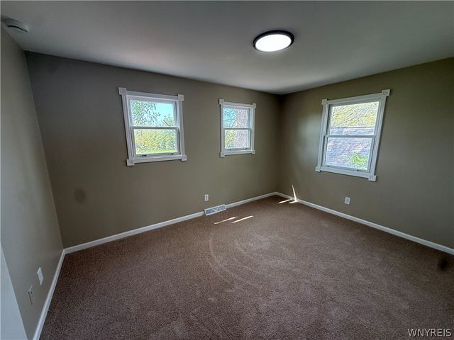 2554 Niagara Road, Wheatfield, NY 14304