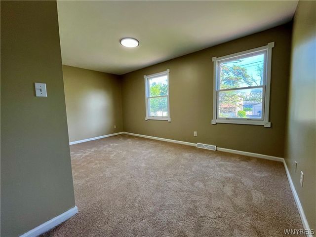 2554 Niagara Road, Wheatfield, NY 14304