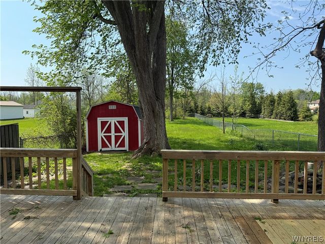 2554 Niagara Road, Wheatfield, NY 14304
