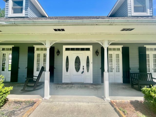 104 Talbot Dr, Houma, LA 70360