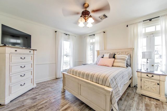 104 Talbot Dr, Houma, LA 70360