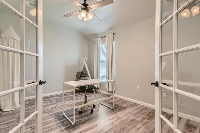 192 James Adkins DR, Kyle, TX 78640